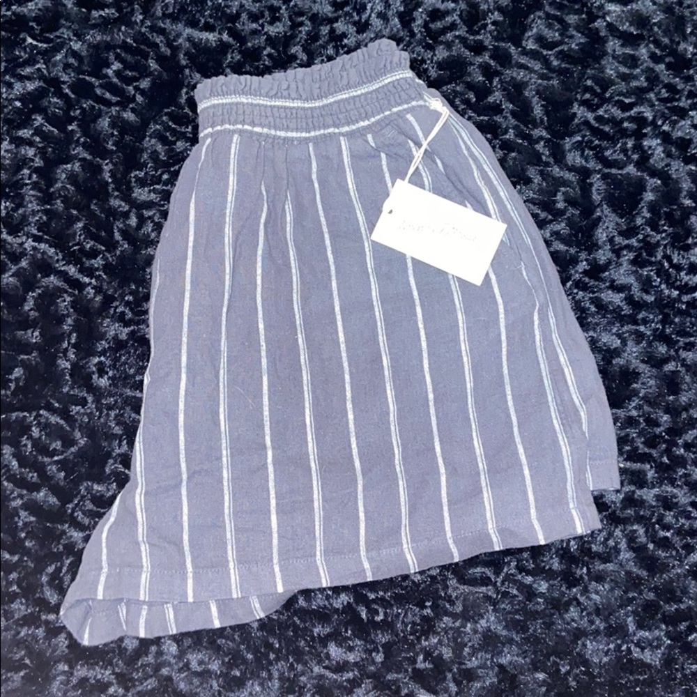 NWT striped flowy shorts